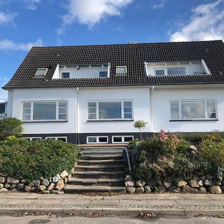 Dejligt Vaerelse Med Eget Bad Og Havudsigt Apartment แอสเซนส์ ภายนอก รูปภาพ