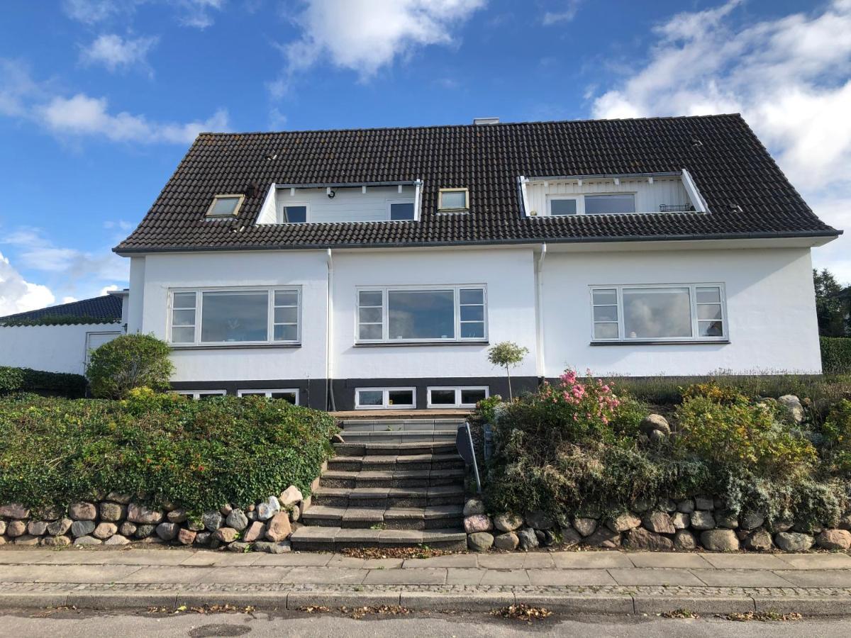 Dejligt Vaerelse Med Eget Bad Og Havudsigt Apartment แอสเซนส์ ภายนอก รูปภาพ